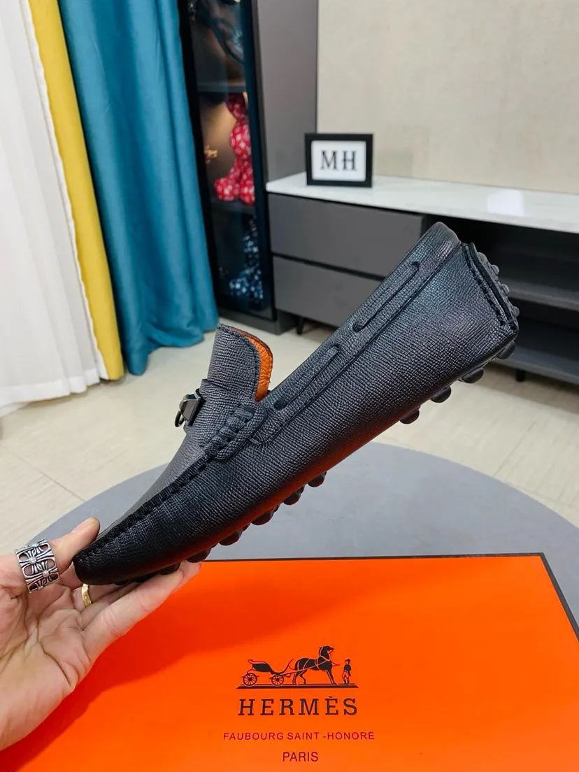 Men's men's shoes 💰458🌹🌹 Comes with packaging [Hermès] Hermès 🚹 Men's new bean slip-on shoes, full of charm, luxury style gentleman's shoes. Hermès exquisite hardware buckle accessories (❌refuse to fade) embossed design elements... interpret the brand image design concept 👑 Material imported cowhide ➕ Selected genuine leather lining ➕ Brand wear-resistant sole stitching 🔍🔍 Size: 38-44